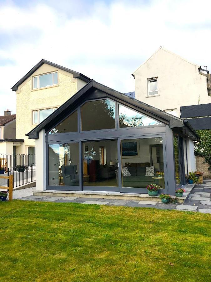 مبيت وإفطار Dingle Garden Townhouse المظهر الخارجي الصورة A modern conservatory